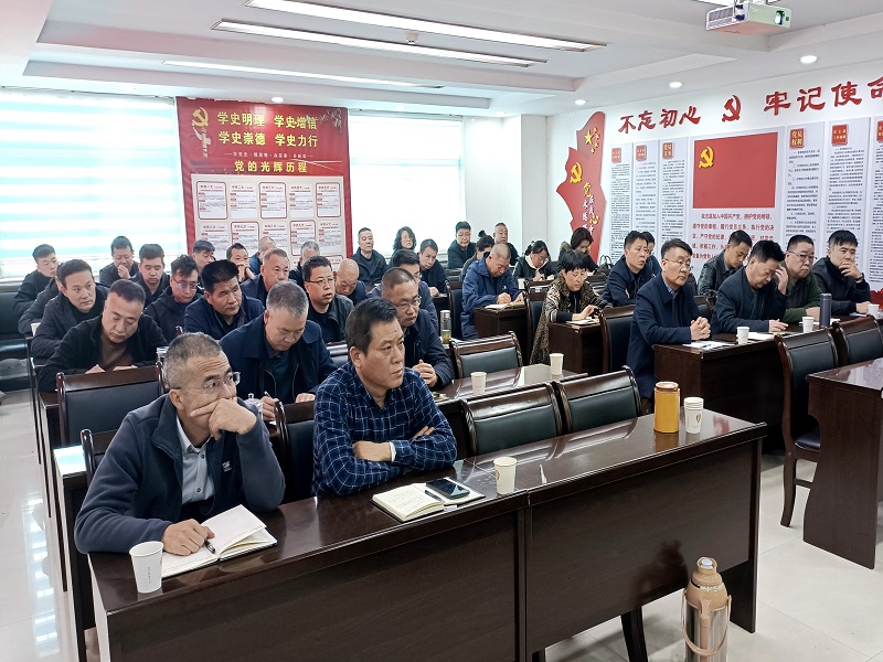 咸陽路橋舉辦施工安全技術(shù)培訓(xùn)會